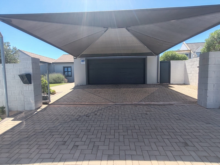 3 Bedroom Property for Sale in Country Club Western Cape